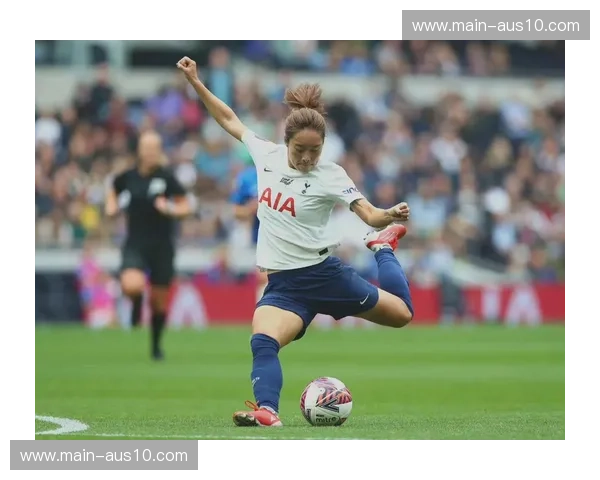 中国女足唐佳丽闪耀英超 绝杀进球助热刺晋级联赛杯八强